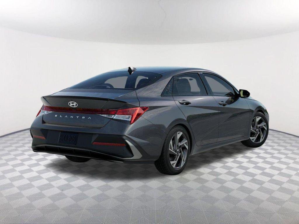 New 2026 Gray Hyundai SEL Sport image 4