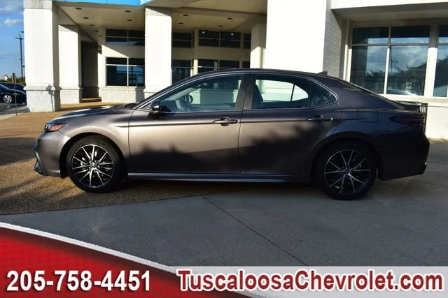 Used 2023 Gray Toyota SE image 7