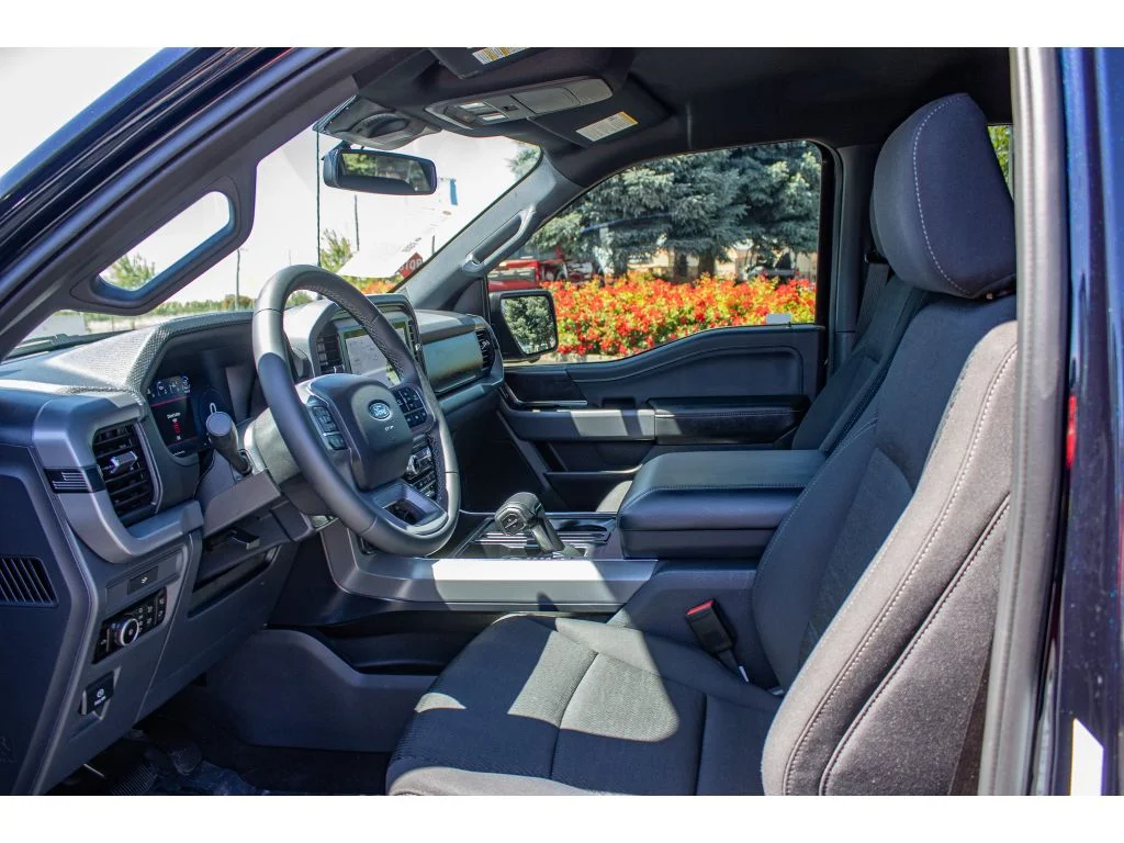 Used 2026 Antimatter Blue Metallic Ford XLT image 32