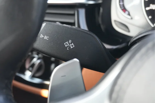 Used 2018 Black BMW 530i xDrive image 39
