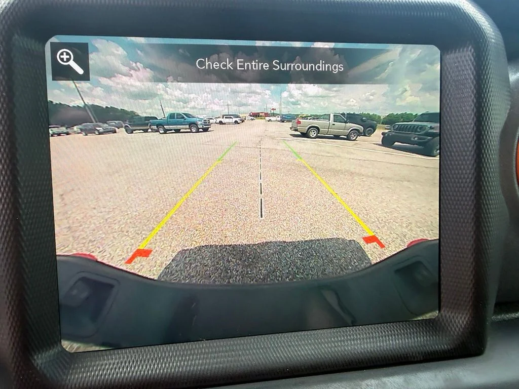 Used 2021 Gray Jeep Mojave image 13