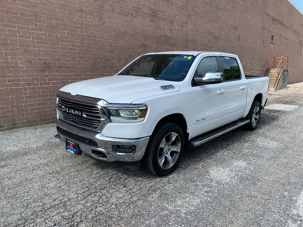 Used 2023 Bright White Clearcoat Ram Laramie image 18