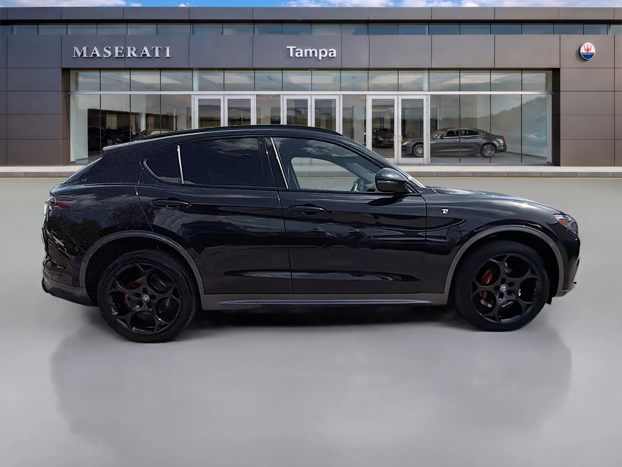 Used 2024 Vulcano Black Metallic Alfa Romeo Ti image 2