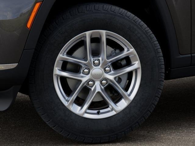 New 2026 Baltic Gray Metallic Clear-Coat Exterior Paint Jeep Laredo image 86
