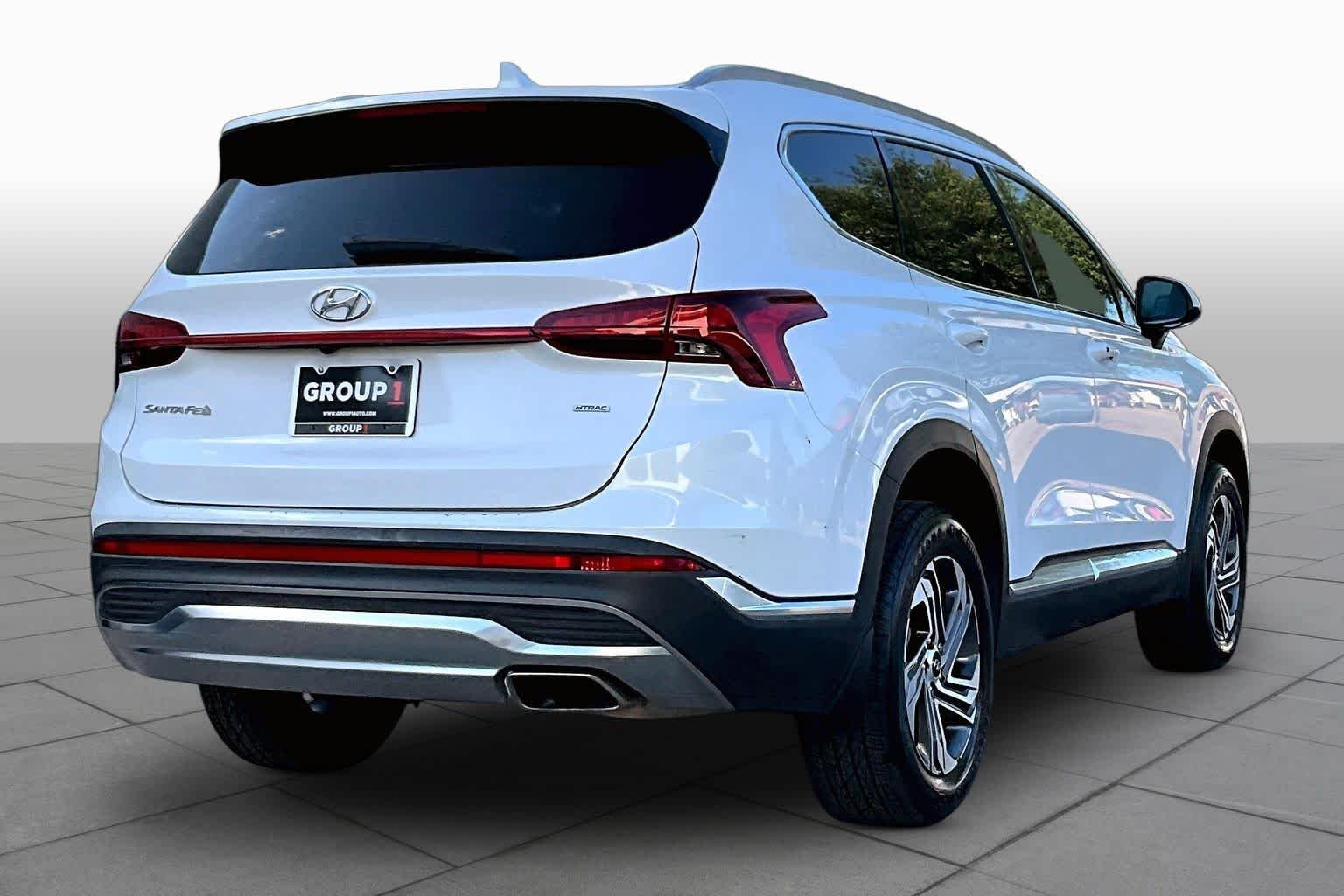 Used 2022 Quartz White Hyundai SEL image 13
