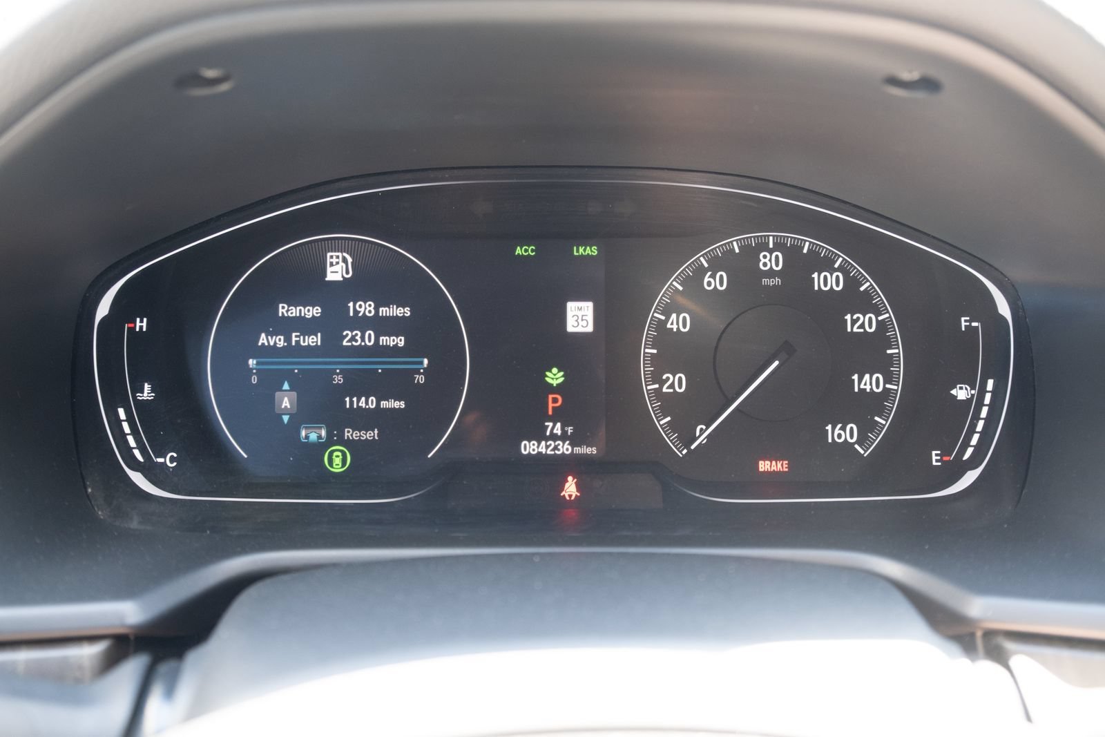 Used 2018  Honda Touring 1.5T image 5
