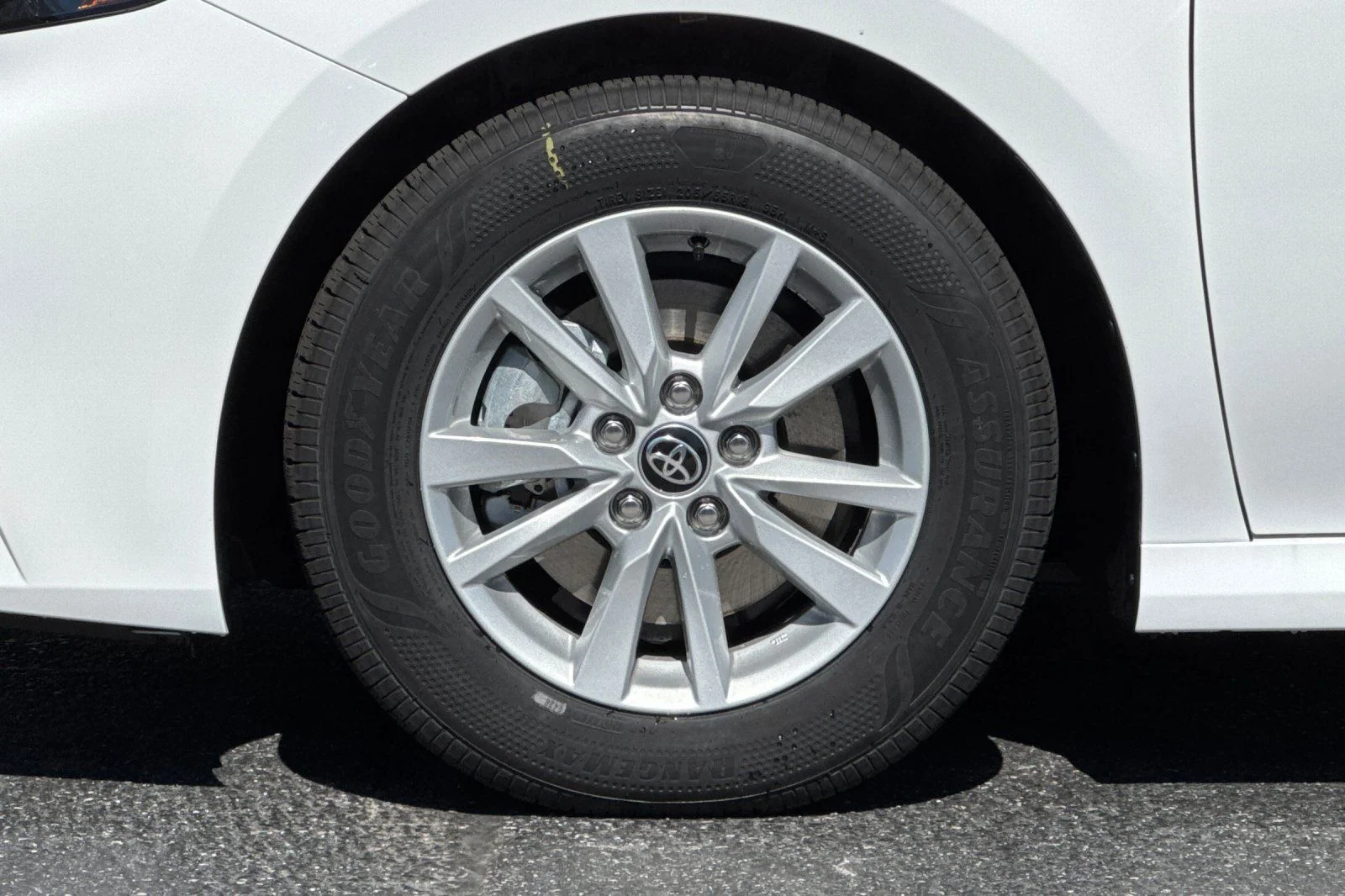 New 2026  Toyota LE image 32