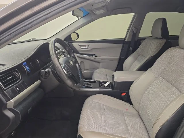 Used 2015 Predawn Gray Mica Toyota SE image 18
