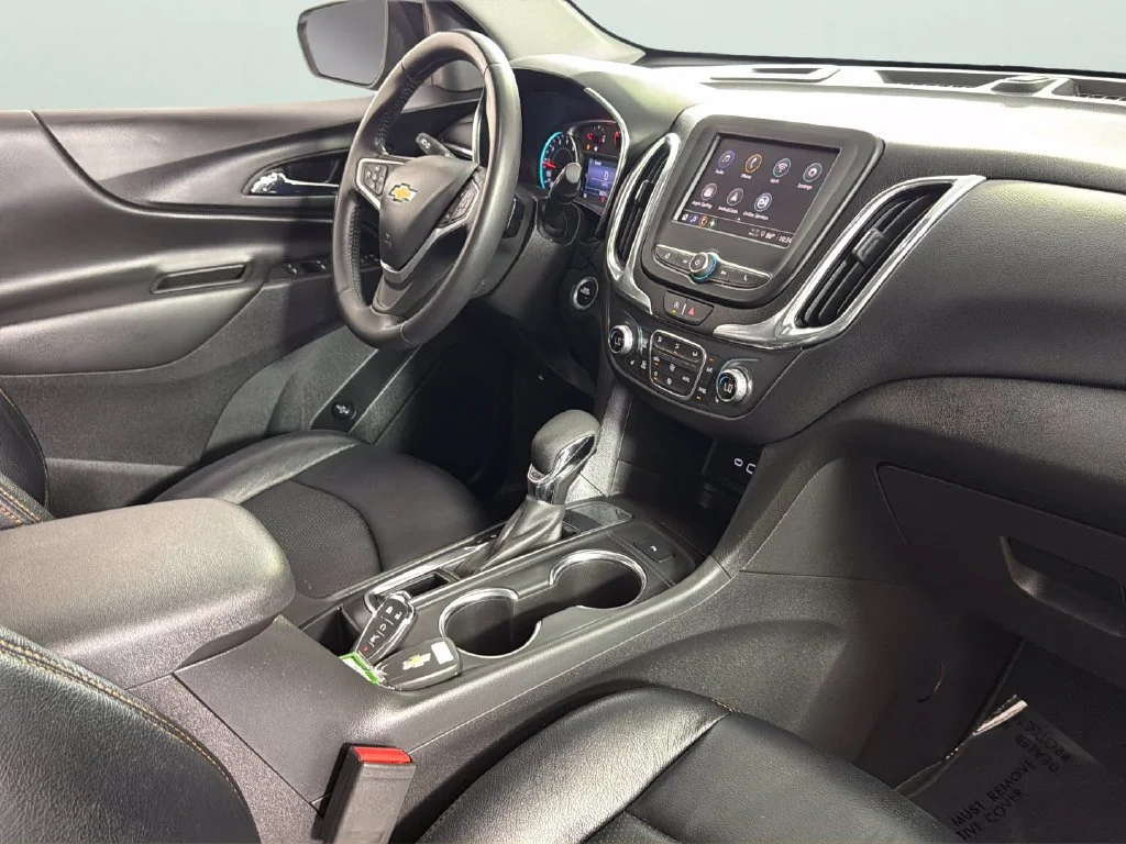 Used 2022 MOSAIC BLACK METALLIC Chevrolet LT image 36