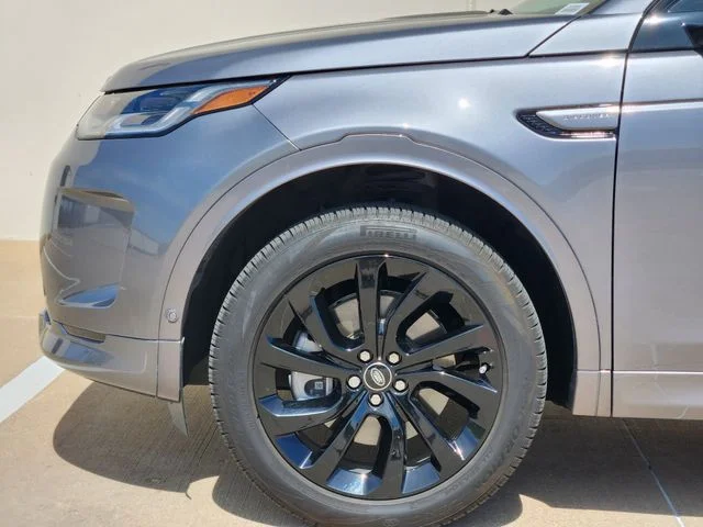 Used 2025 Gray Land Rover S image 9