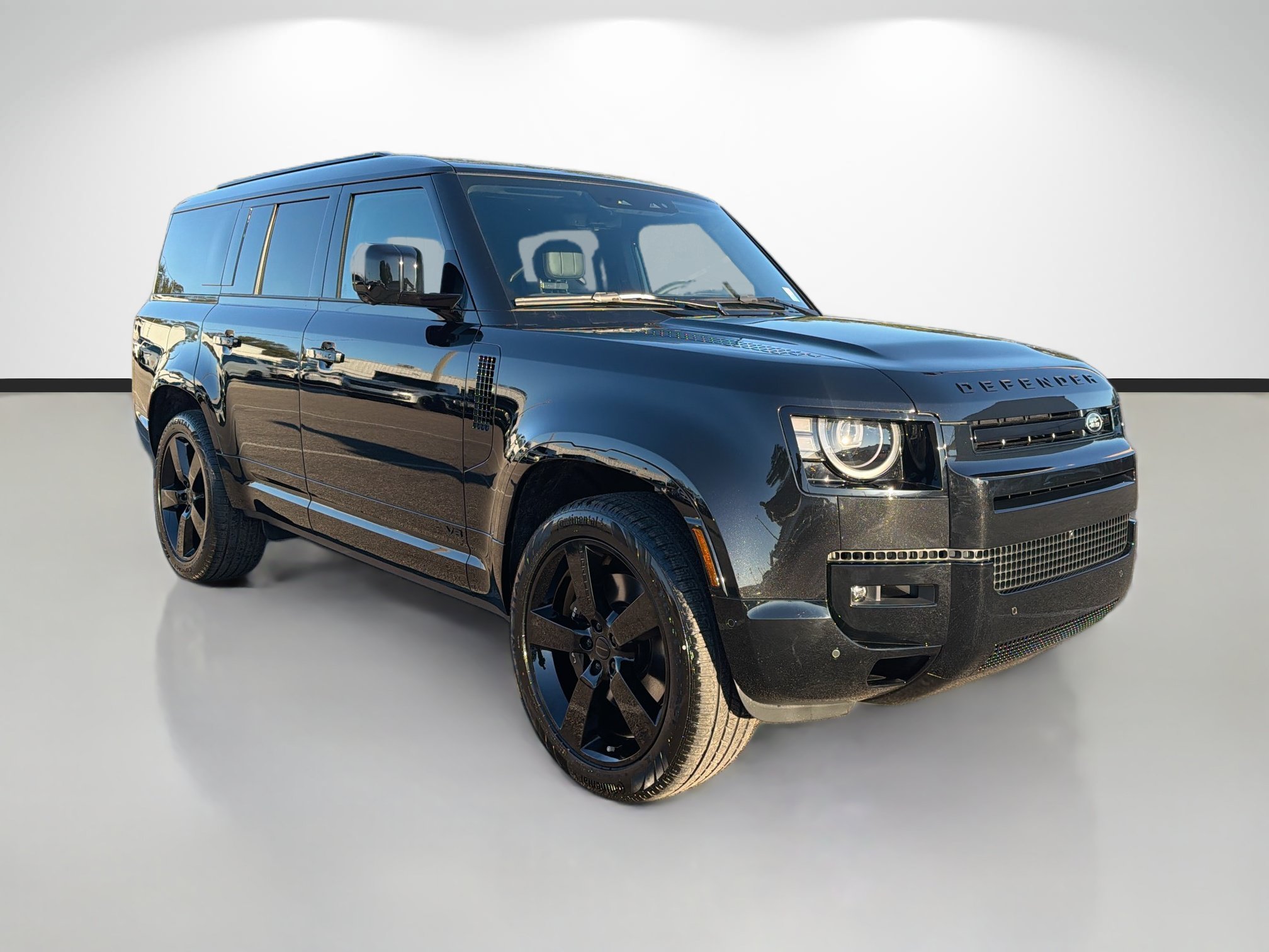 2026 Land Rover Defender V8 - Photo 7