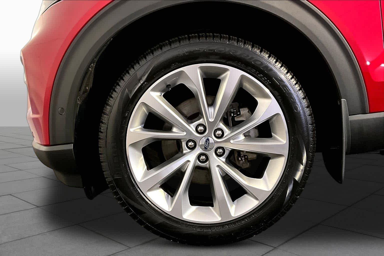 Used 2021 Rapid Red Metallic Tinted Clearcoat Ford Platinum image 19