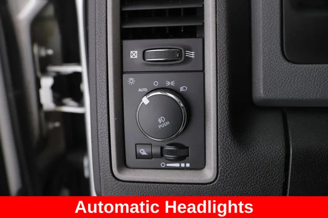 Used 2019 Silver Ram Tradesman image 22