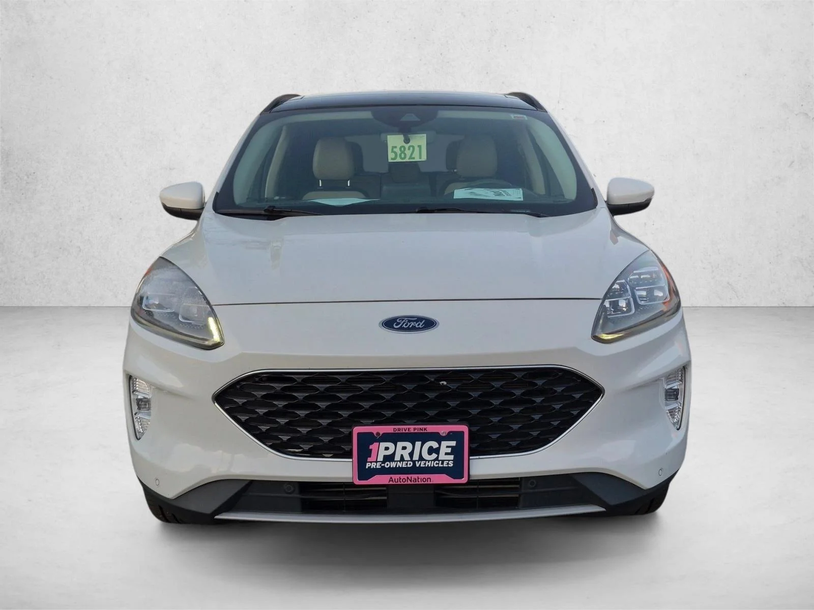 Used 2020 Star White Metallic Tri-Coat Ford Titanium image 2