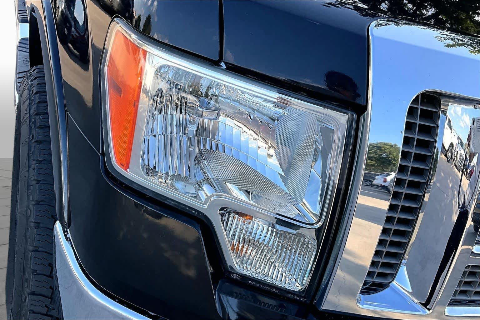 Used 2010 Tuxedo Black Ford XLT image 25