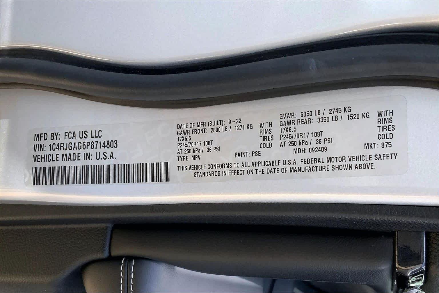 Used 2023 Silver Zynith Jeep Laredo image 34