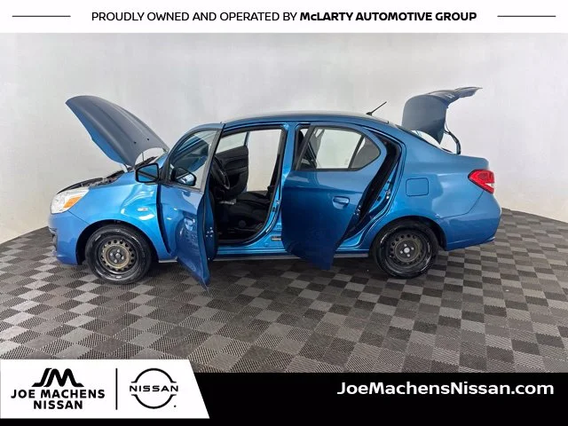 Used 2020  Mitsubishi ES image 12