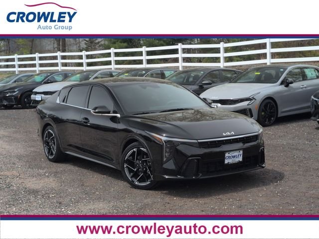 2025 Kia K4 GT-Line AT's photo