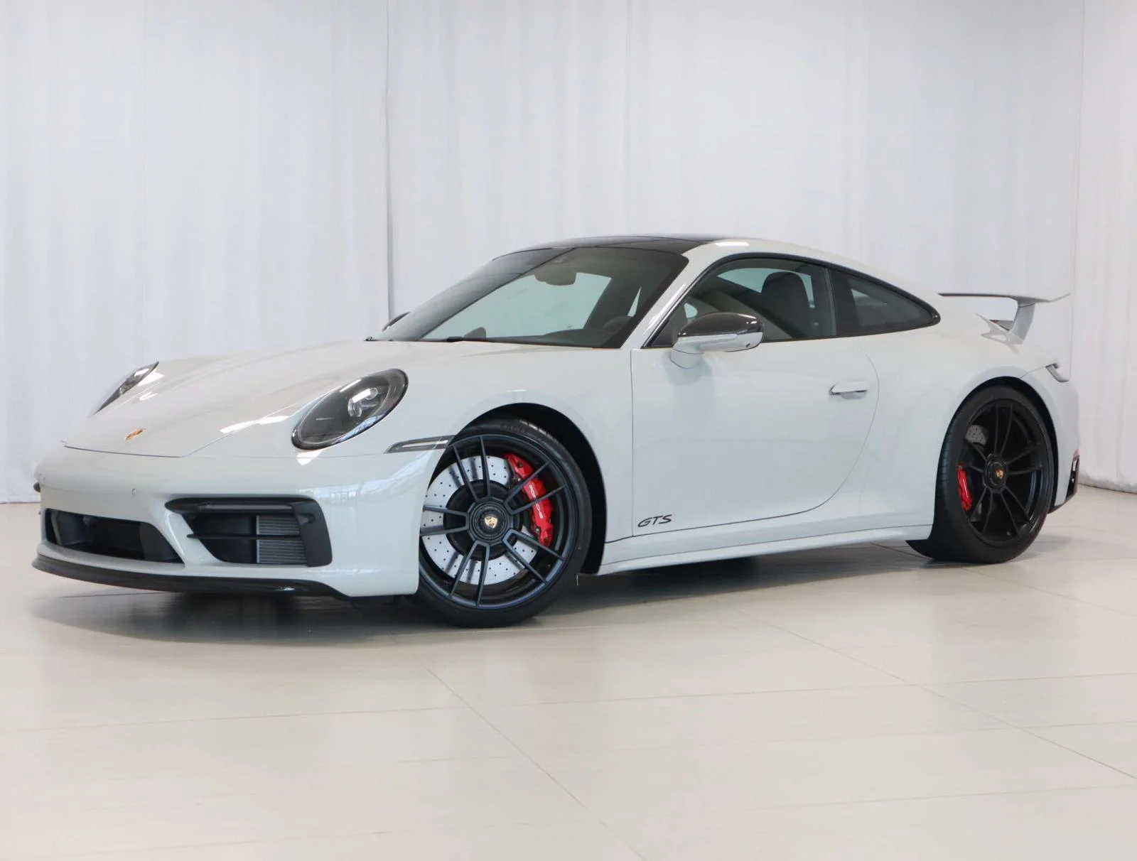 2023 Porsche 911 Carrera GTS Coupe's photo