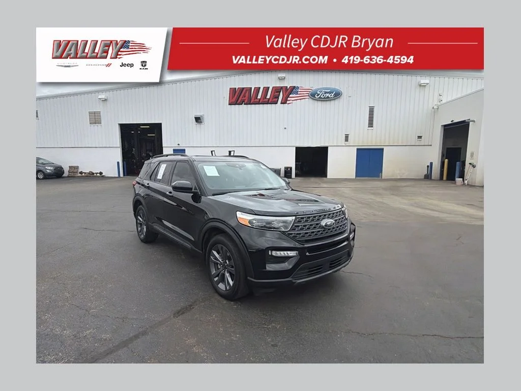 Used 2023 Black Ford XLT image 1
