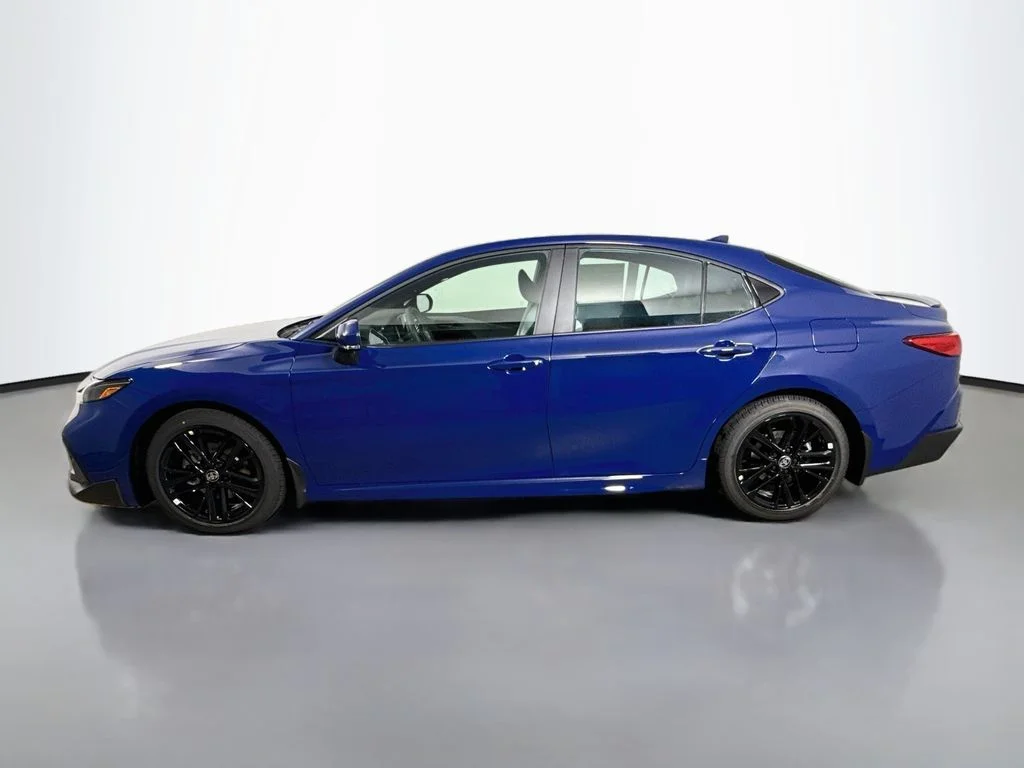 New 2026 Reservoir Blue Toyota SE image 4