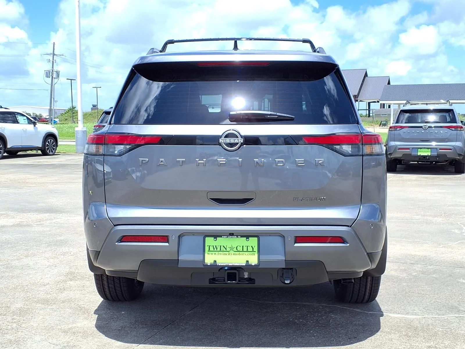 New 2026 Gray Nissan Platinum image 4
