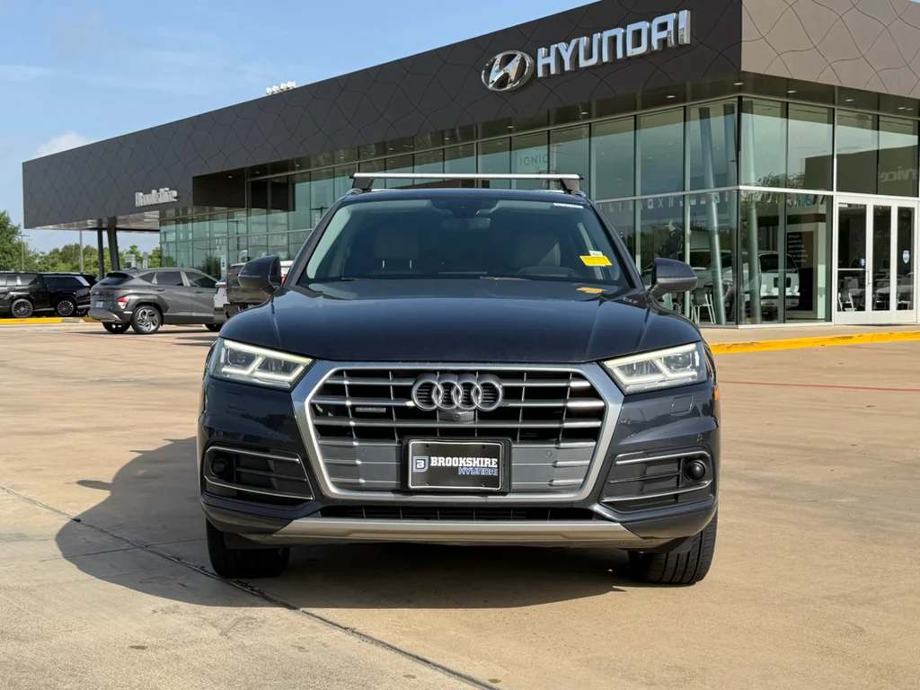 Used 2018 Moonlight Blue Metallic Audi Prestige image 9