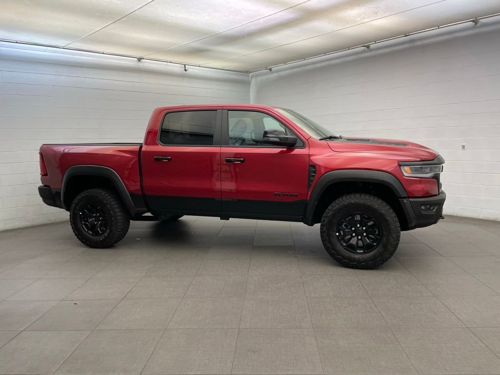 New 2026 Molten Red Pearl-Coat Exterior Paint RAM RHO image 2