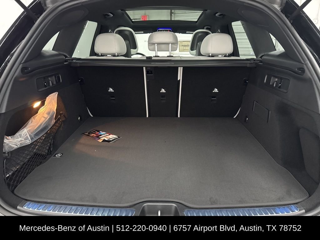 Certified Used 2026 Black Mercedes-Benz GLC 300 image 25