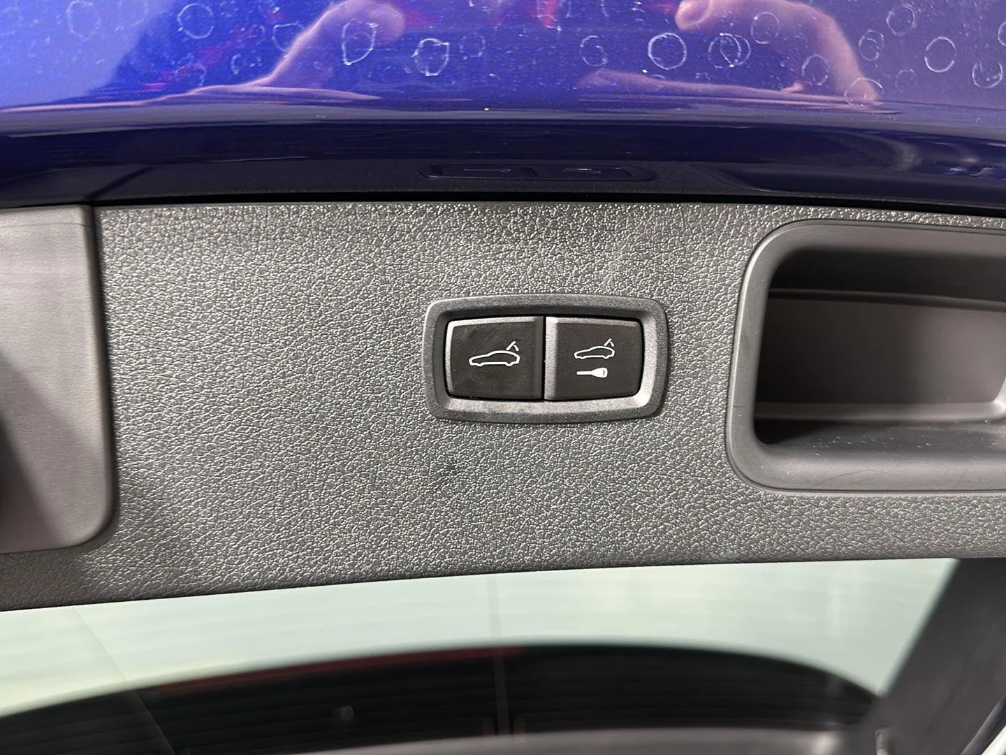 Used 2026 Gentian Blue Metallic Porsche Base image 29
