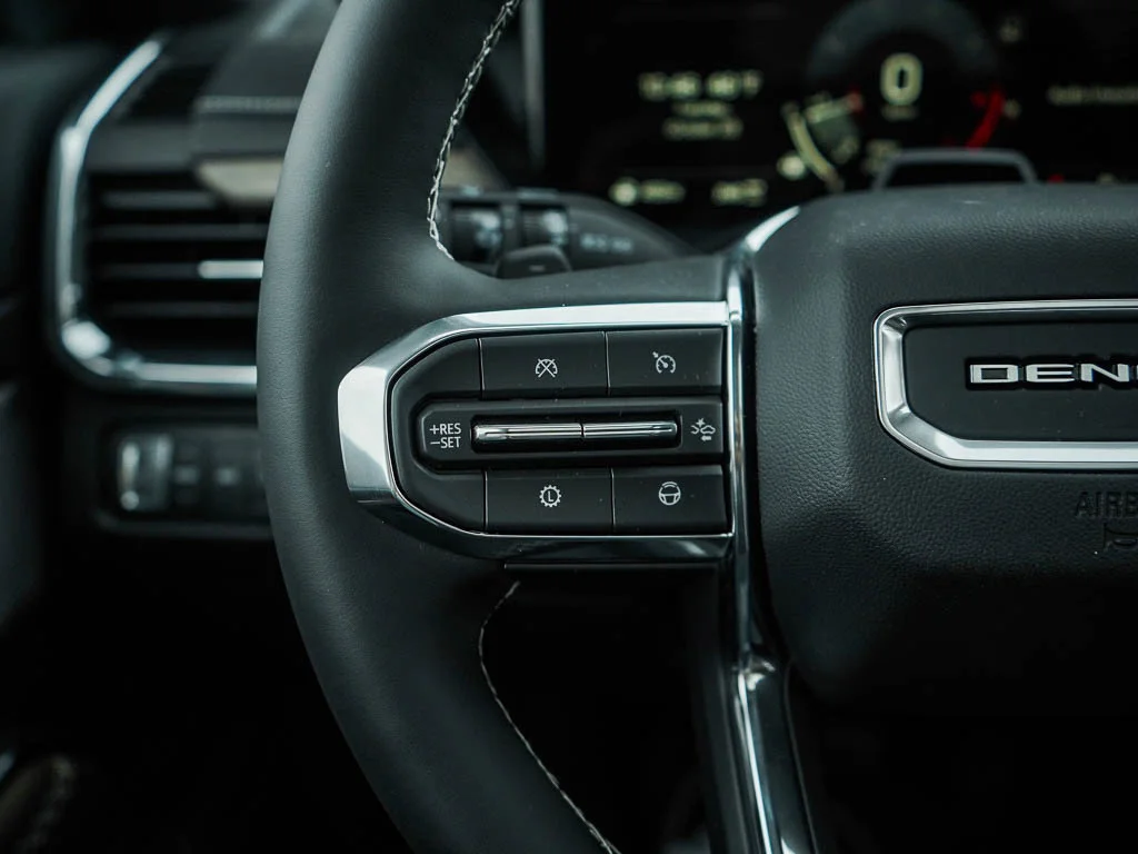 2026 GMC Acadia Denali Ultimate - Photo 22