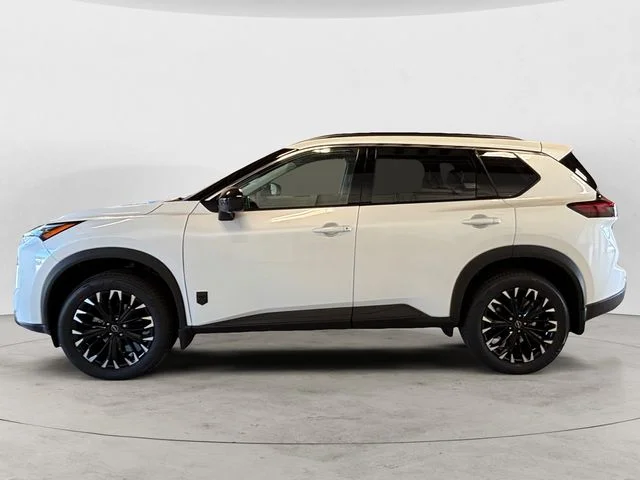 New 2026 Everest White Pearl Tricoat Nissan Dark Armor image 2