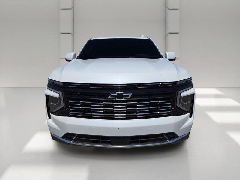 Used 2026 Polar White CHEVROLET HIGH COUNTRY image 2