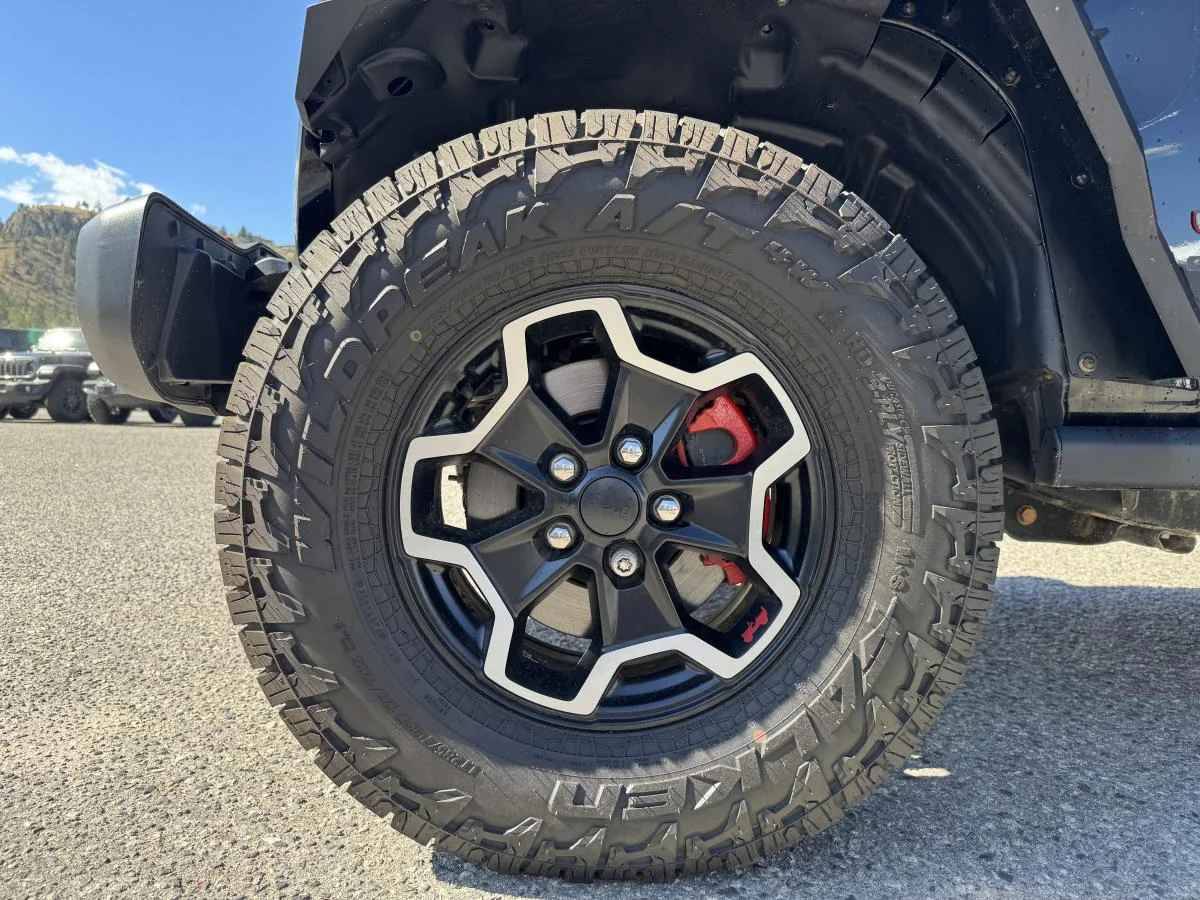 Used 2020 Black Jeep Rubicon image 18