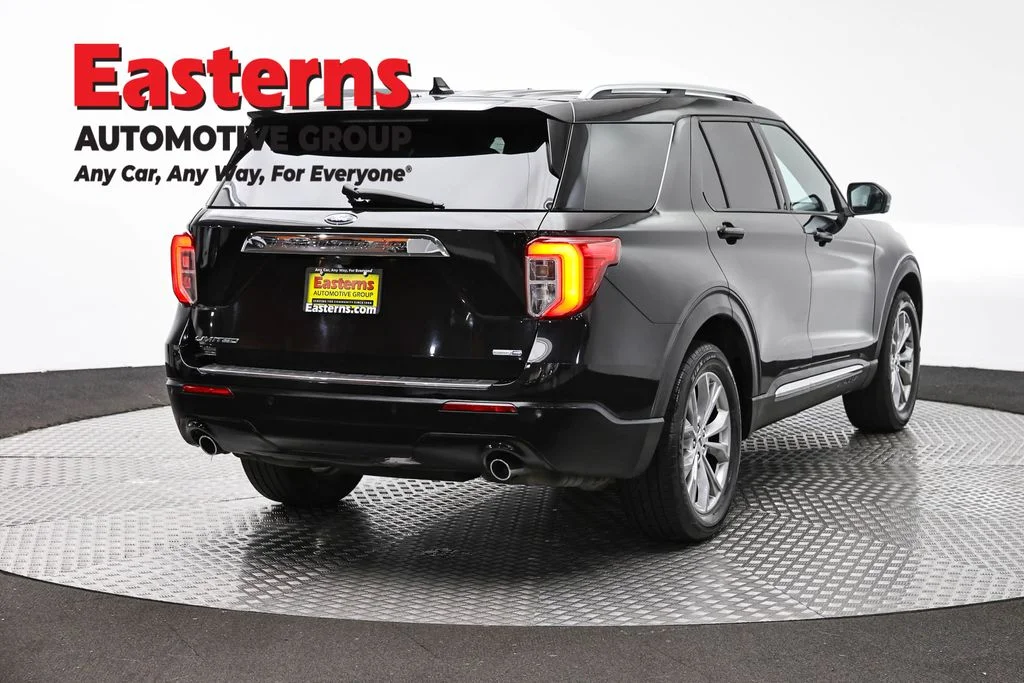 Used 2020 Black Ford Limited image 5
