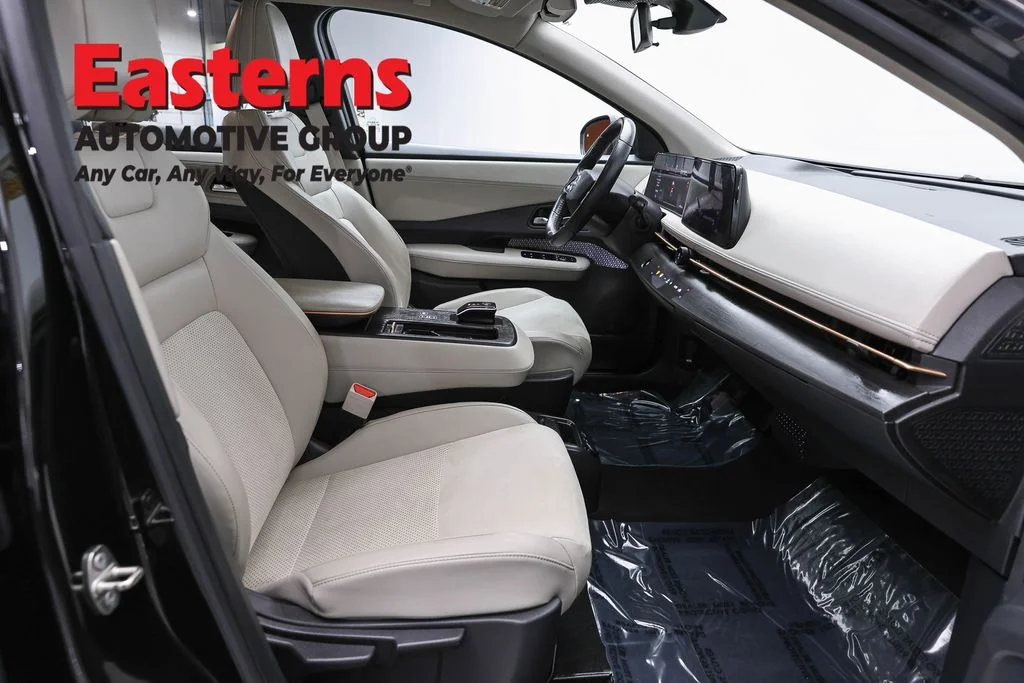 Used 2023 Black Nissan ENGAGE e-4ORCE image 26