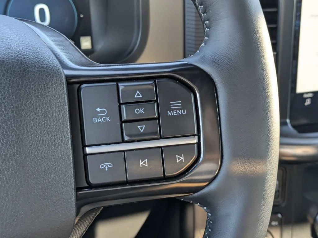 New 2026 Star White Metallic Tri-Coat Ford Platinum® image 23