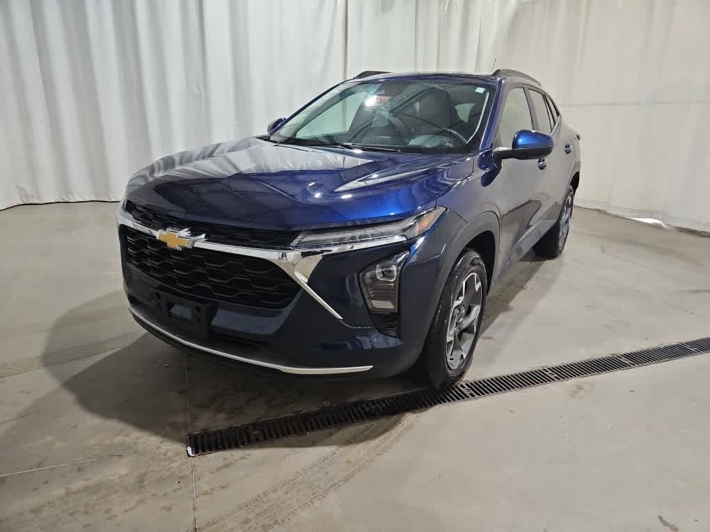 2024 Chevrolet Trax LT's photo