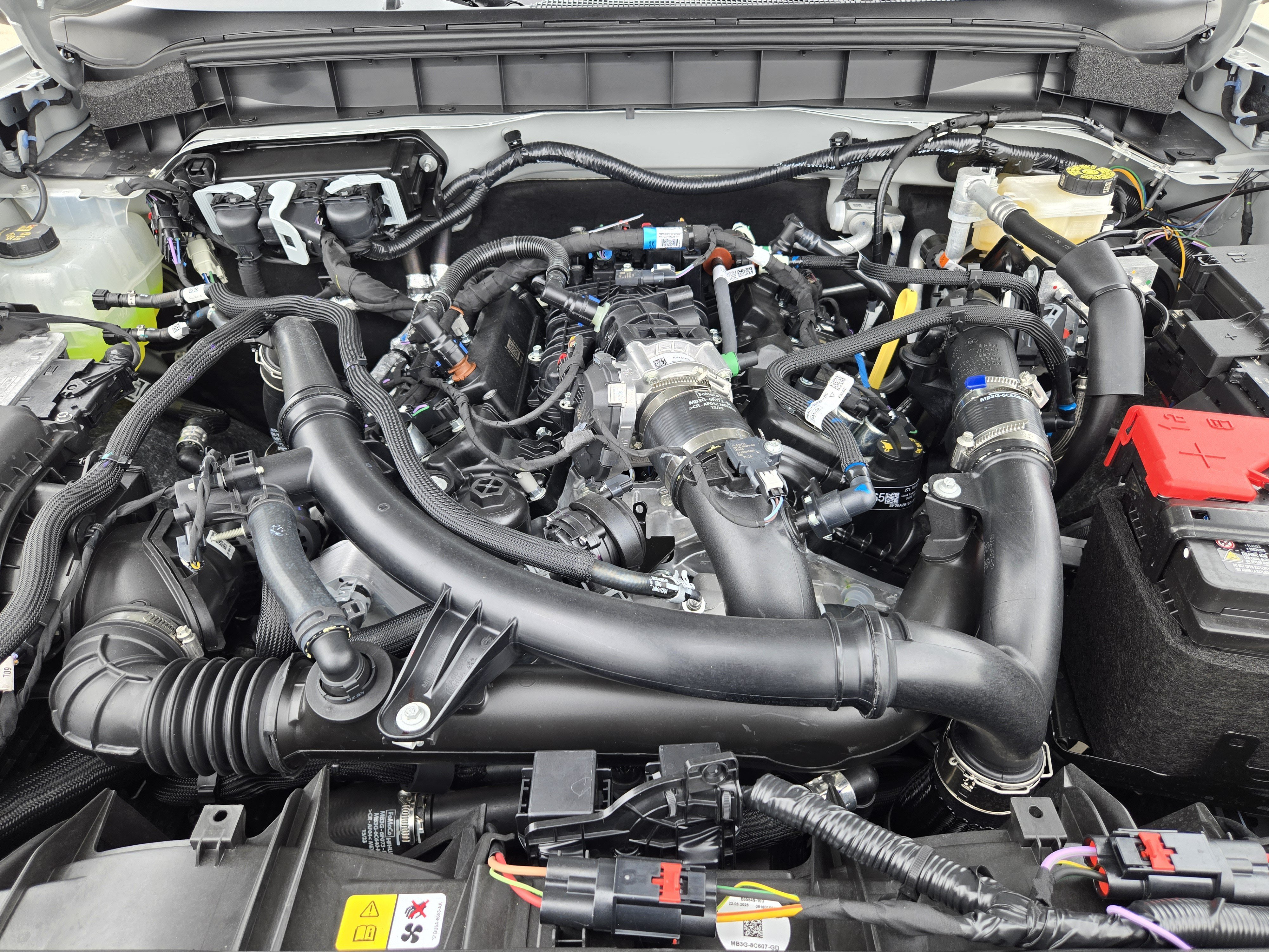 New 2026 Avalanche Gray Ford Outer Banks image 20