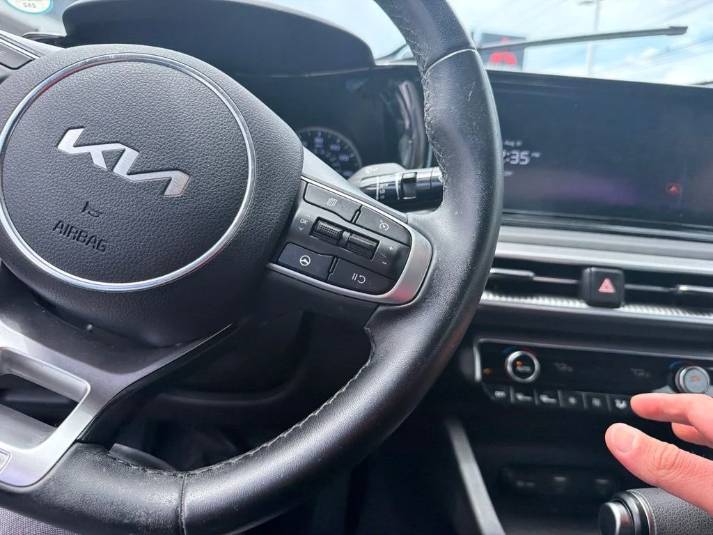 Used 2024 Sapphire Blue Kia GT-Line image 3