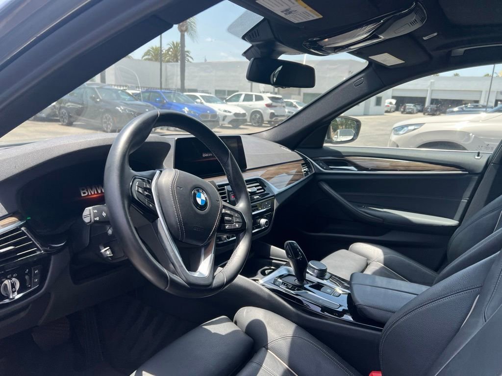 Used 2019 Bluestone Metallic BMW 540i image 13