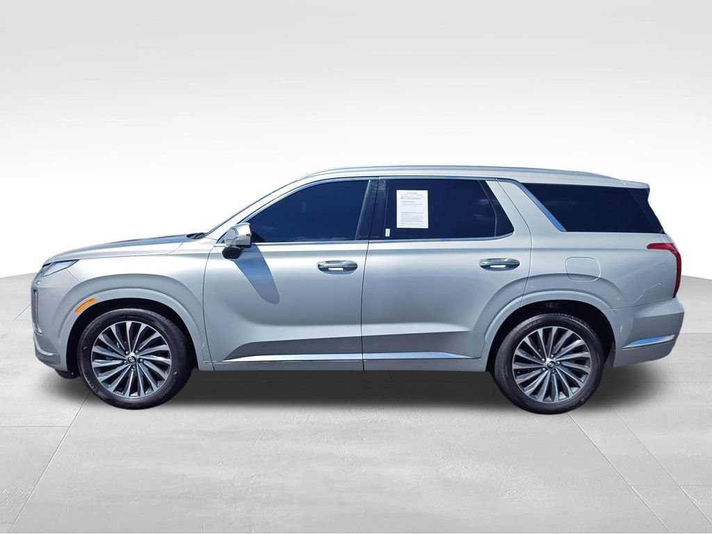 Used 2024 Silver Hyundai Calligraphy image 2