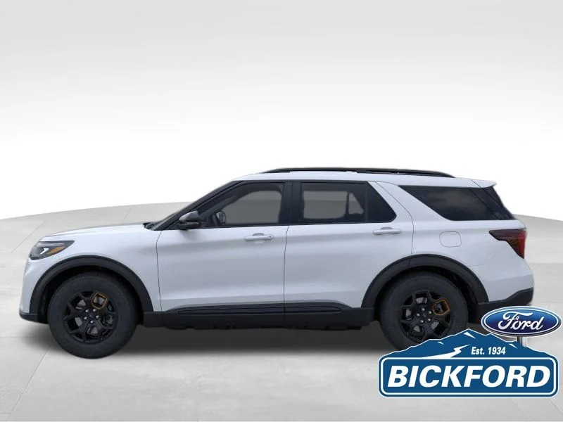 New 2026 White Ford Tremor image 3