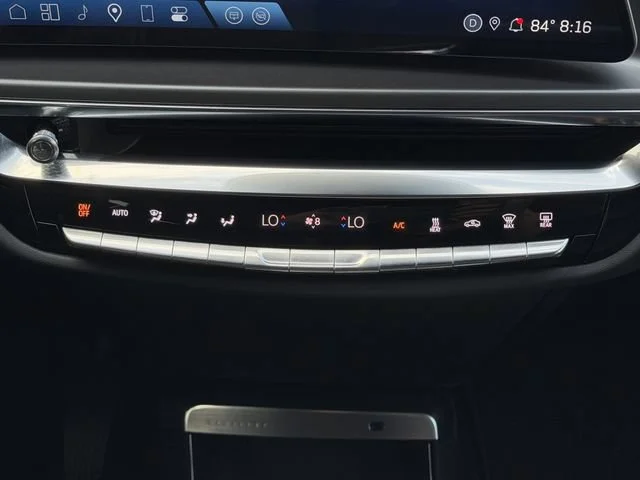 2024 Cadillac LYRIQ Tech - Photo 20