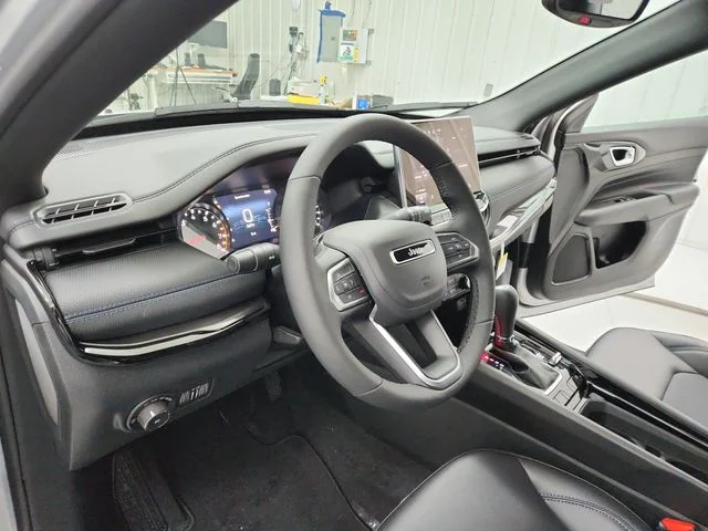 2026 Jeep Compass Altitude - Photo 10