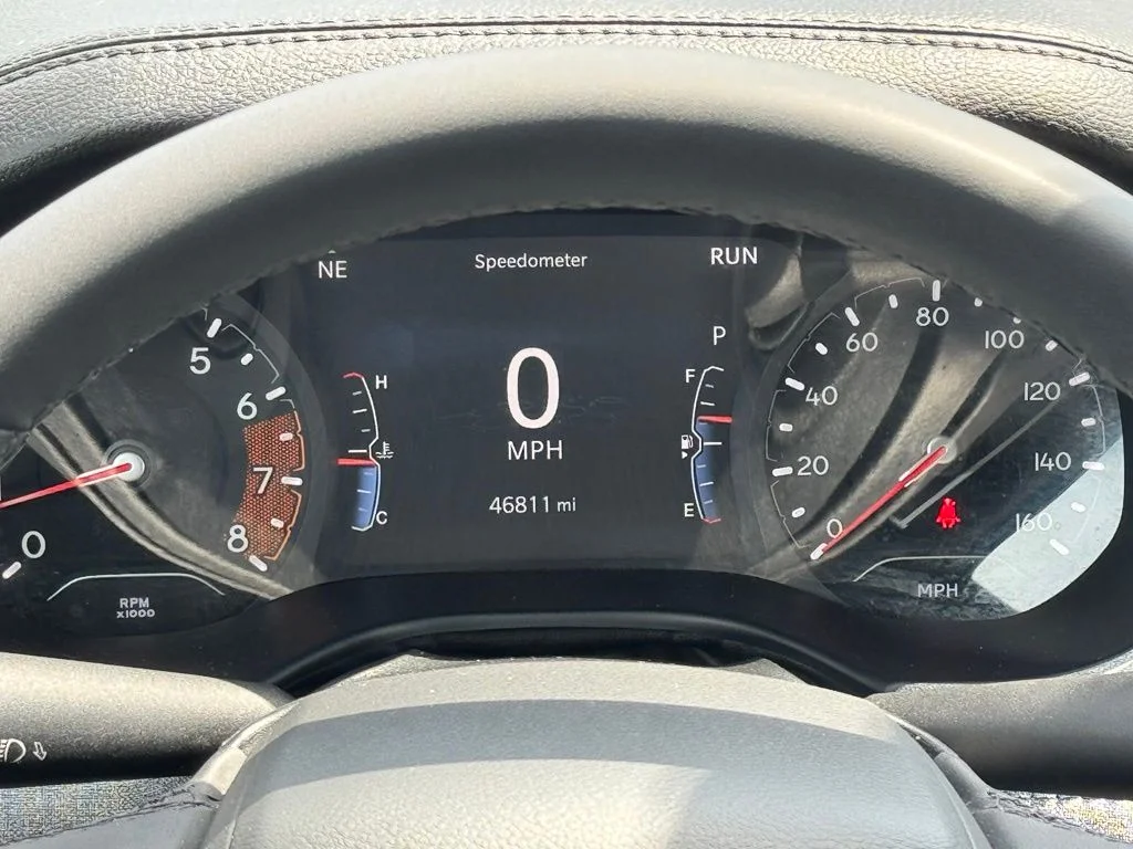 Used 2024 Blue Jeep Latitude image 23