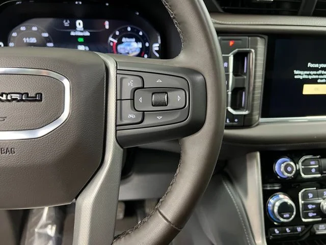 Used 2023 White GMC Denali image 26