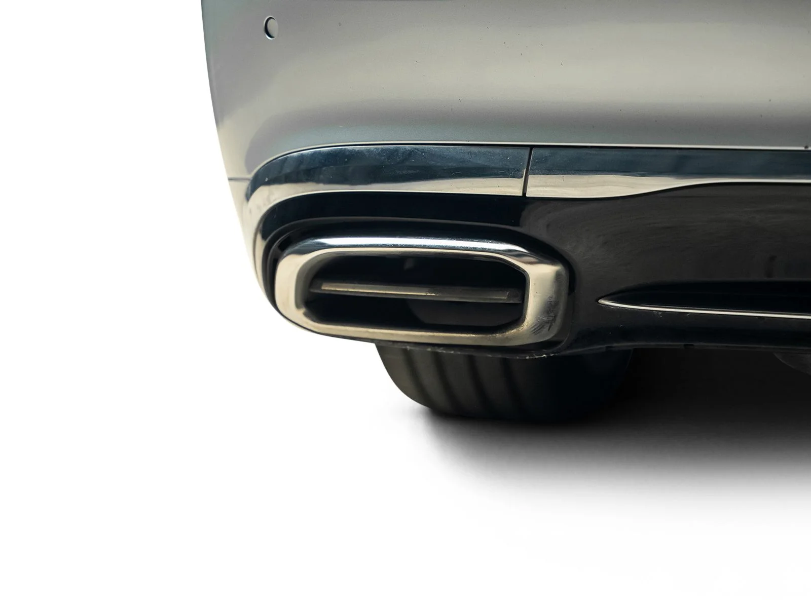 Used 2024 Silver Mercedes-Benz Maybach S 580 image 23