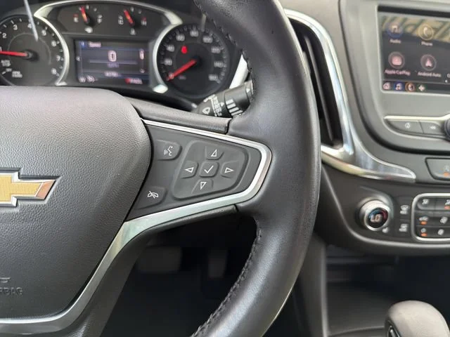 Used 2022 Silver Ice Metallic Chevrolet LT image 30