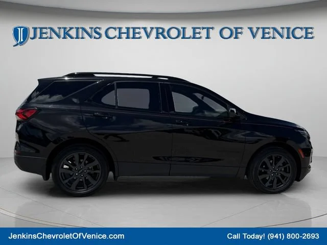 Used 2022 MOSAIC BLACK METALLIC Chevrolet RS image 3